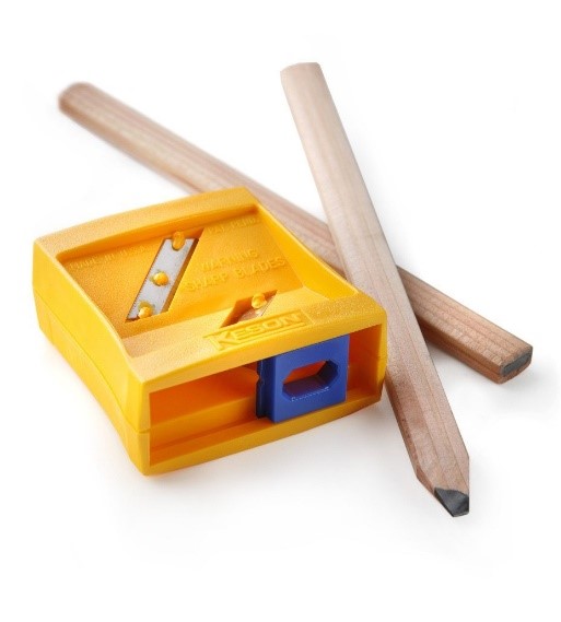 DIY with Elle - Essential Hand Tools Everyone Should Own 2